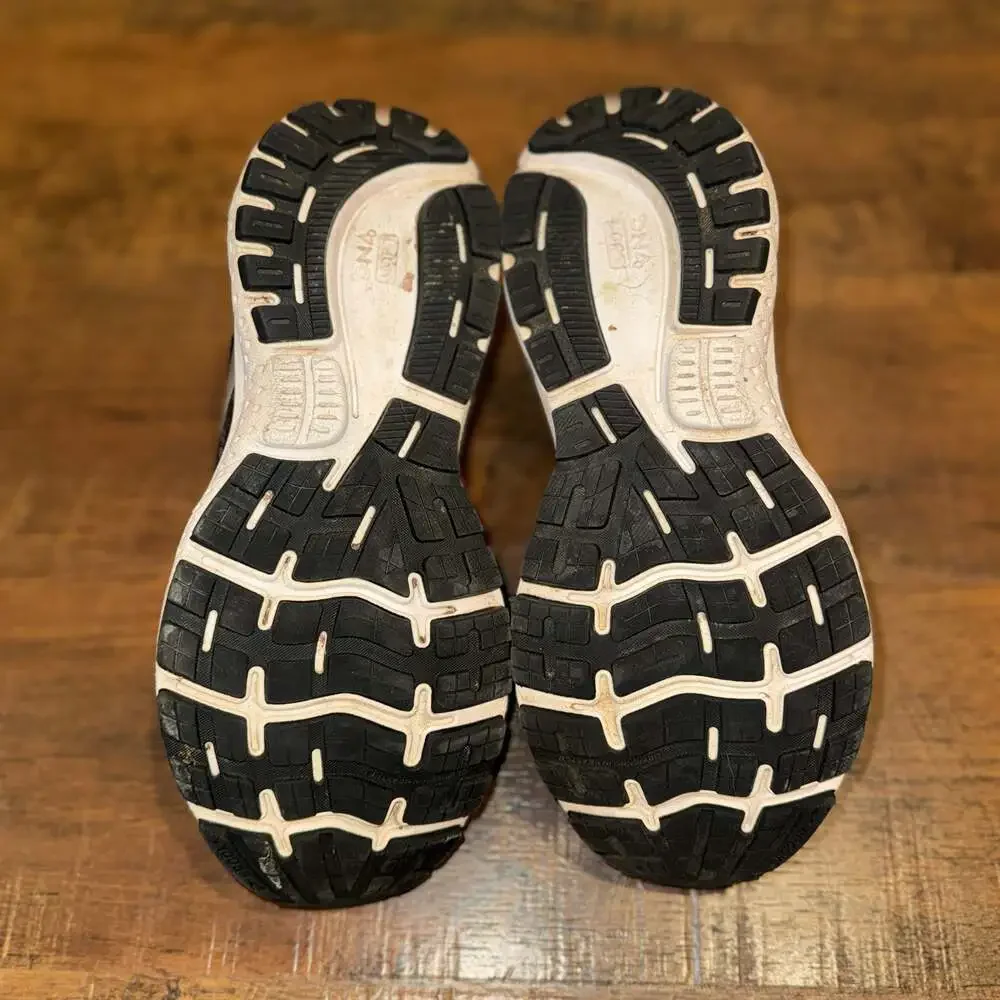 Brooks Ghost 13 Women's Running Shoes - Black/White, Size 8.5